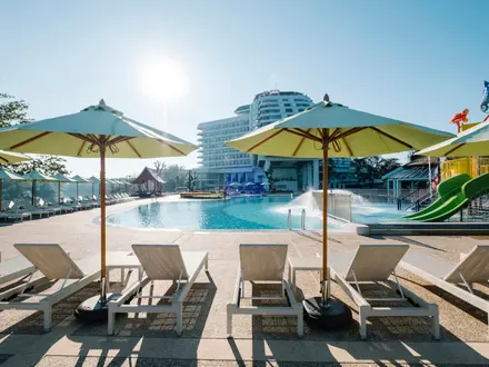 Efficiënte verwarmingssystemen van Inoxcon voor hotels, afgestemd op stabiele temperatuurregeling en energiezuinig comfort in alle hotelzones.