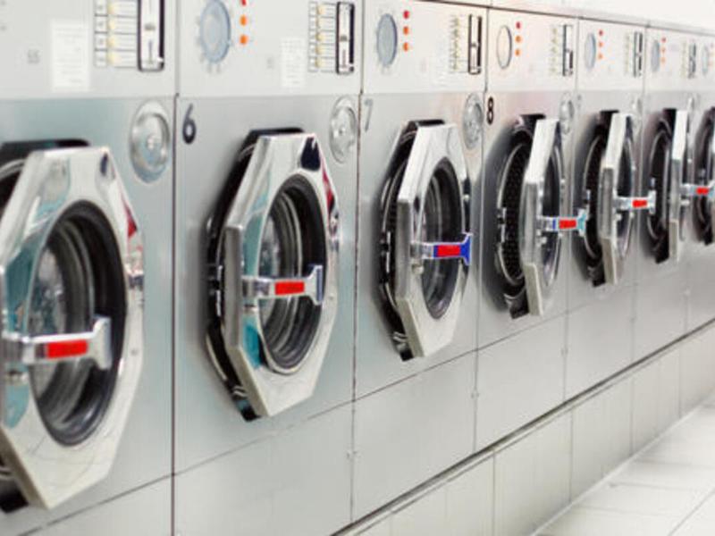 Laundries & Dry Cleaners