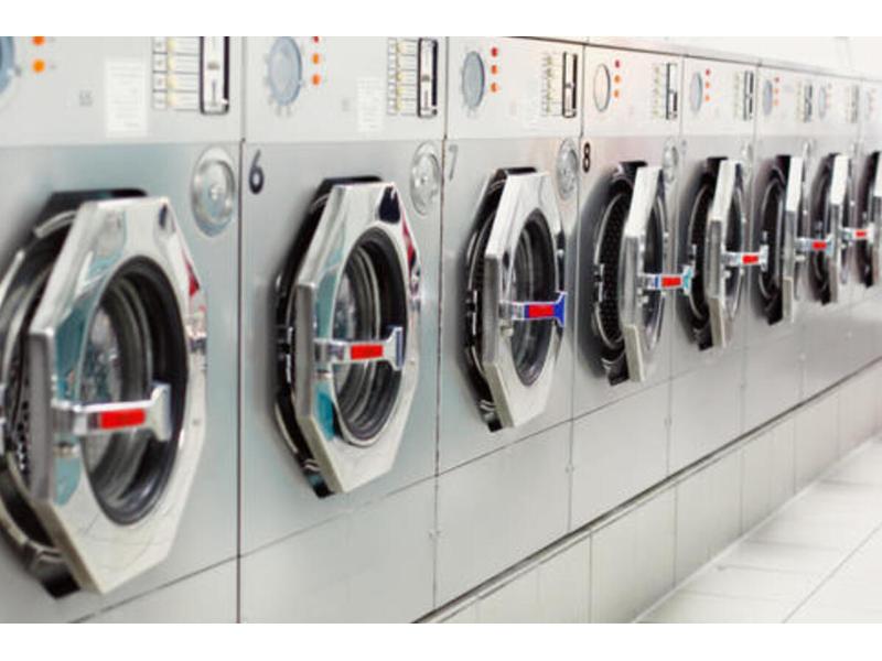 Laundries & Dry Cleaners